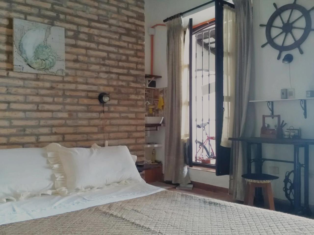 亚松森 布莱克卡特旅馆旅舍 外观 照片